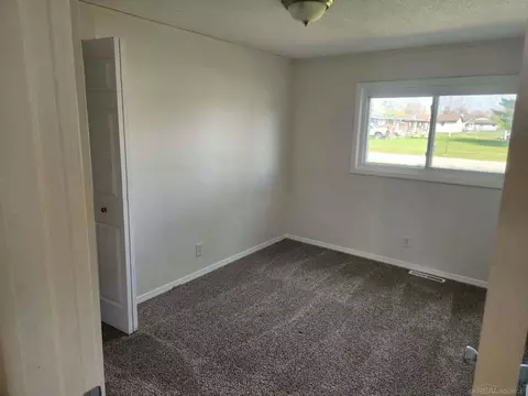 103 St Clair, Capac, MI 48014 photo 9