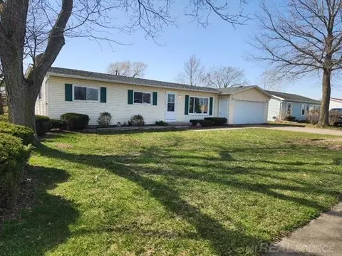 103 St Clair, Capac, MI 48014