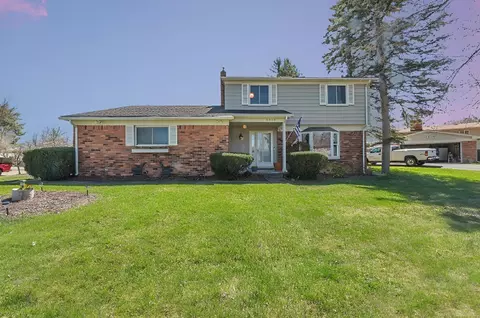 3616 Lake Oakland Shrs, Waterford, MI 48329