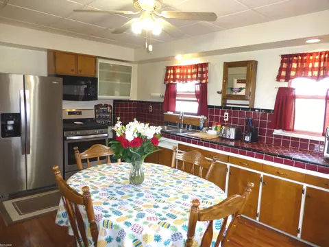 Kitchen - 9880 Puttygut, Casco, MI 48064 photo 2 of 2