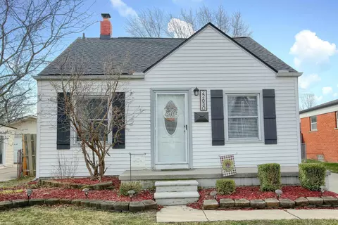 22630 Visnaw, Saint Clair Shores, MI 48081