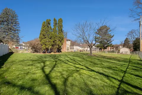 Exterior - 421 Old Ml, Flushing, MI 48433 photo 8 of 10
