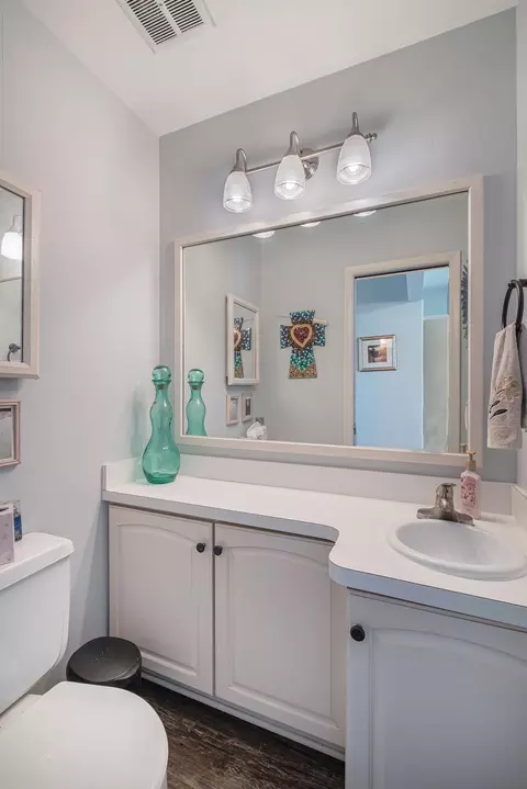 Bath - 421 Old Ml, Flushing, MI 48433 photo 3 of 3