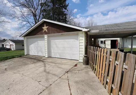 Exterior - 7461 N State, Davison, MI 48423 photo 12 of 18