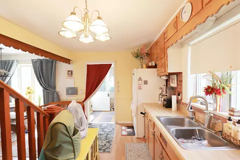 Kitchen - 7461 N State, Davison, MI 48423 photo 3 of 5