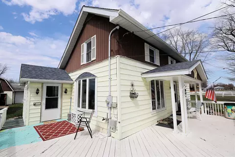 Exterior - 7461 N State, Davison, MI 48423 photo 6 of 18