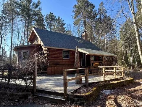 240 Timber, Marquette, MI 49855
