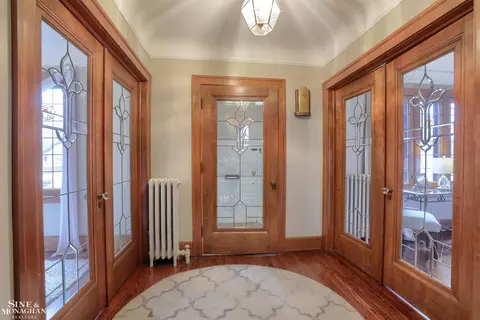 Entry Way - 877 Lakepointe, Grosse Pointe Park, MI 48230 photo 1 of 3
