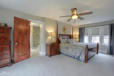Bedroom - 877 Lakepointe, Grosse Pointe Park, MI 48230 photo 1 of 5