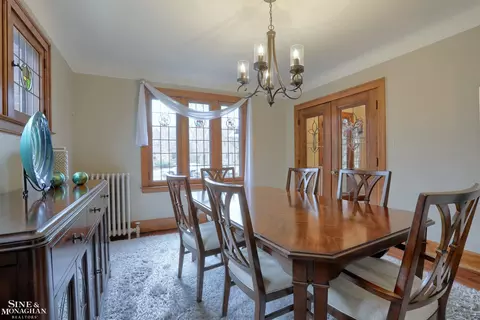 Dining - 877 Lakepointe, Grosse Pointe Park, MI 48230 photo 1 of 2