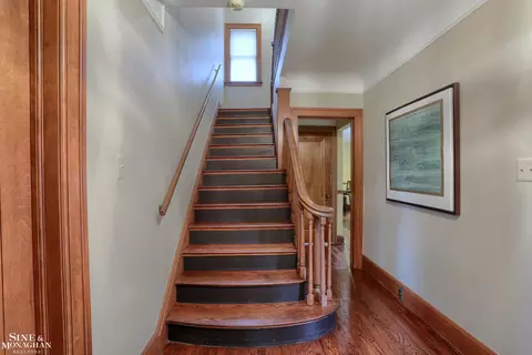 Entry Way - 877 Lakepointe, Grosse Pointe Park, MI 48230 photo 2 of 3