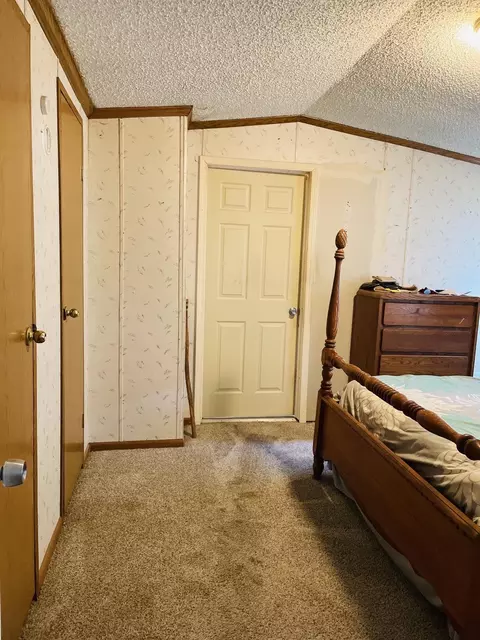 Bedroom - 5120 Peyton Pkwy, Harrison, MI 48625 photo 4 of 5