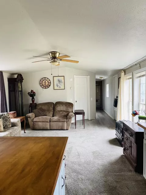 Living - 5120 Peyton Pkwy, Harrison, MI 48625 photo 2 of 3