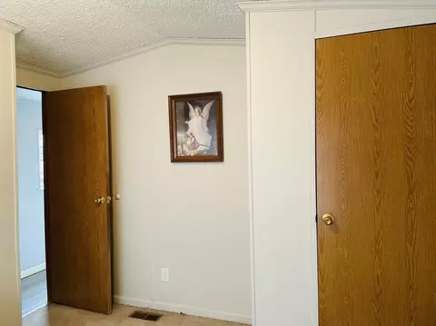 Bedroom - 5120 Peyton Pkwy, Harrison, MI 48625 photo 1 of 5