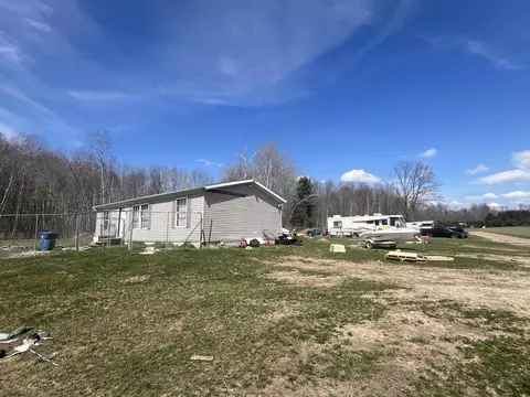 8529 E Cranberry Lk, Harrison, MI 48625 photo 4