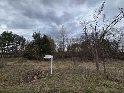 W Stoll, Lansing, MI 48917