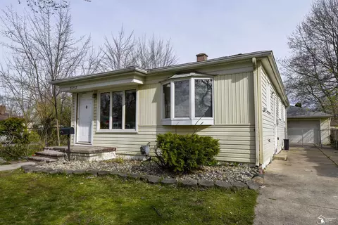 21252 Powers, Dearborn Heights, MI 48125