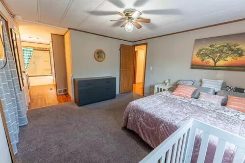 Bedroom - 14 Maple Vw, Gladstone, MI 49837 photo 3 of 5