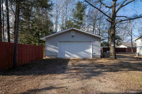 Exterior - 14 Maple Vw, Gladstone, MI 49837 photo 11 of 20