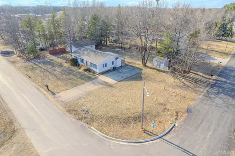 View/Area - 14 Maple Vw, Gladstone, MI 49837 photo 1 of 14