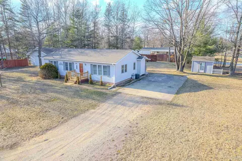 Exterior - 14 Maple Vw, Gladstone, MI 49837 photo 9 of 20