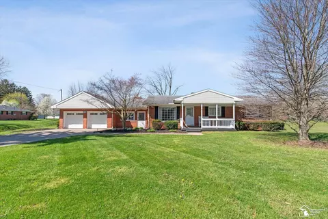9661 Crabb Rd, Temperance, MI 48182