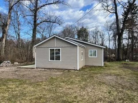 4290 E Oakley, Harrison, MI 48625 photo 12