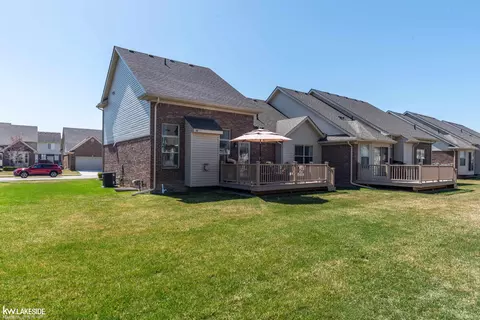 Exterior - 20905 Knobs Holw, Macomb, MI 48044 photo 6 of 9