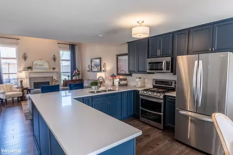 Kitchen - 20905 Knobs Holw, Macomb, MI 48044 photo 1 of 3