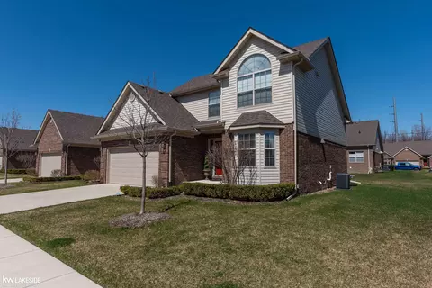 Exterior - 20905 Knobs Holw, Macomb, MI 48044 photo 3 of 9
