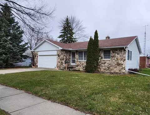 1101 Pine, Essexville, MI 48732