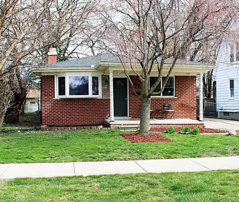22307 Fresard, Saint Clair Shores, MI 48080