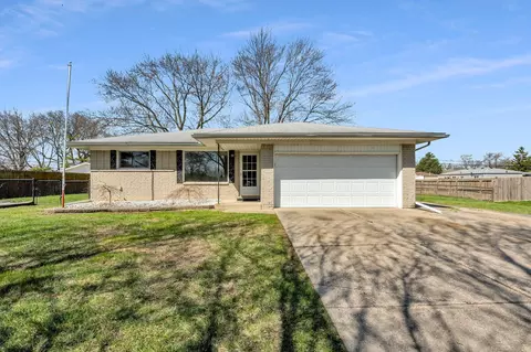 35581 Kelly, Clinton Township, MI 48035
