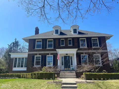 1115 Buckingham, Grosse Pointe Park, MI 48230