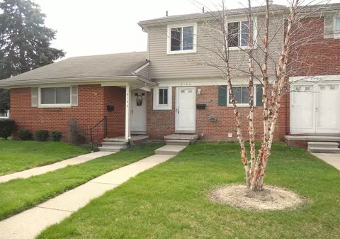 8130 Busko, Warren, MI 48093