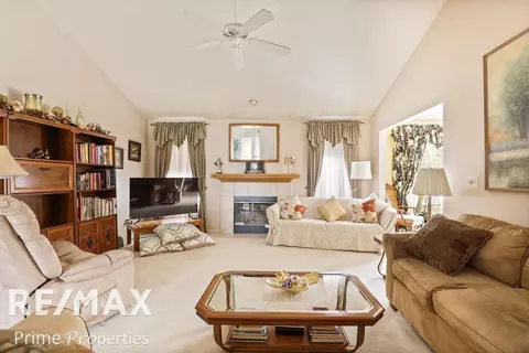 Living - 4125 Wicker, Clio, MI 48420 photo 3 of 11