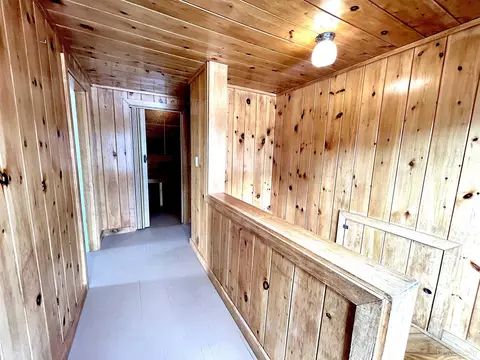 Entry Way - 1800 Cindy, Ishpeming, MI 49849 photo 6 of 7