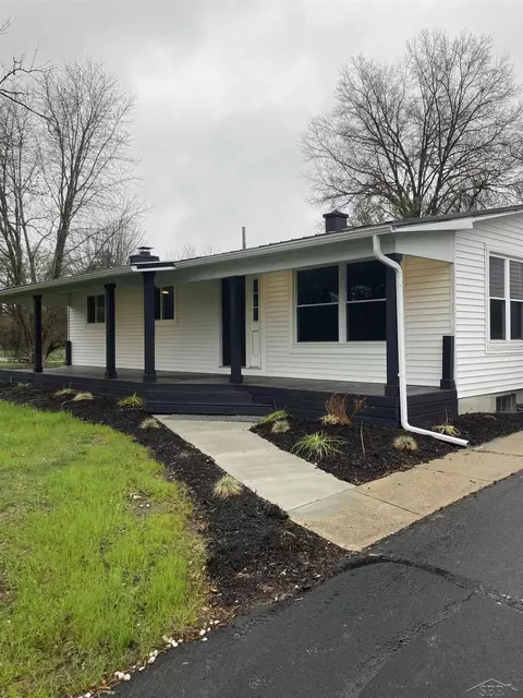 9851 S Graham, Saint Charles, MI 48655
