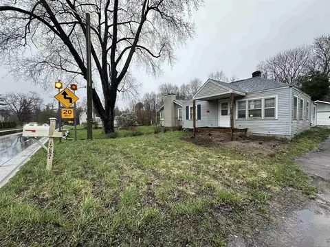 Exterior - 1287 Rochester Rd, Leonard, MI 48367 photo 2 of 6