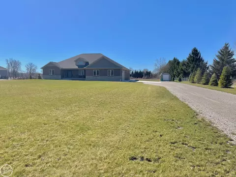 16756 34 Mile, Armada, MI 48005