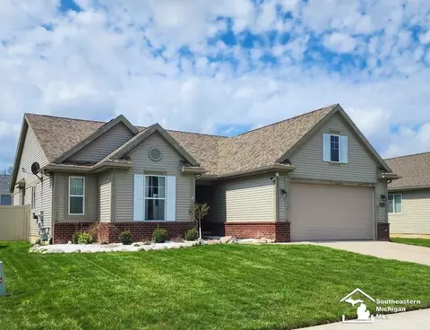 9375 Olde Hickory, Newport, MI 48166