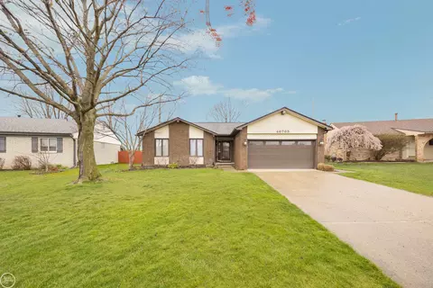 Exterior - 46765 Peach Grv, Macomb, MI 48044 photo 12 of 14