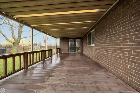 Exterior - 46765 Peach Grv, Macomb, MI 48044 photo 7 of 14