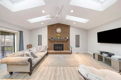 Living - 46765 Peach Grv, Macomb, MI 48044 photo 1 of 3