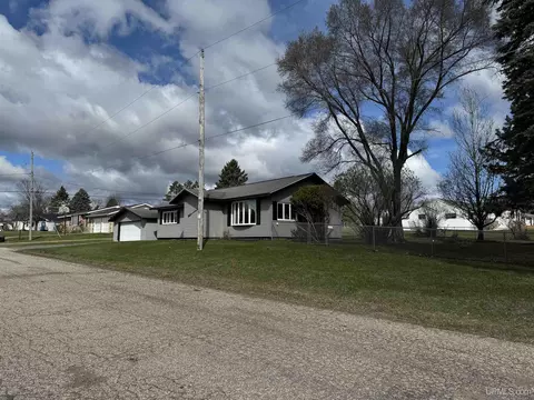 Exterior - 3830 Marpe, Quinnesec, MI 49876 photo 2 of 12
