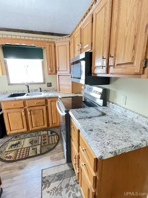 Kitchen - 615 North Cp, Ishpeming, MI 49849 photo 1 of 3