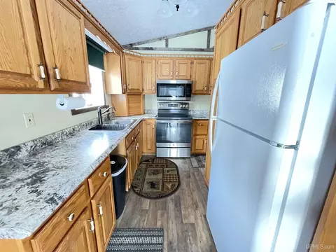 Kitchen - 615 North Cp, Ishpeming, MI 49849 photo 3 of 3