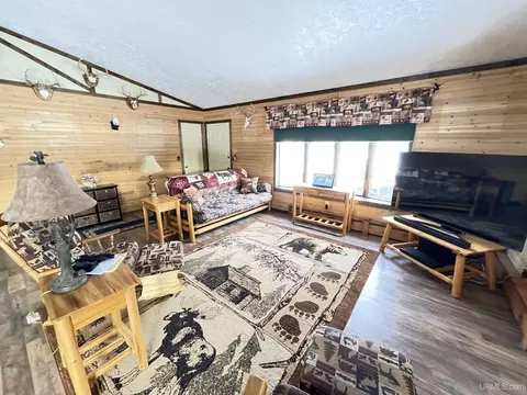 Living - 615 North Cp, Ishpeming, MI 49849 photo 6 of 6