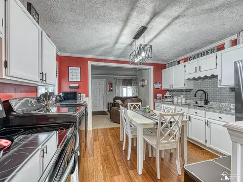 7168 Clippert, Taylor, MI 48180 photo 2