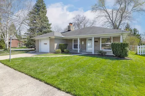 16656 Park, Fraser, MI 48026